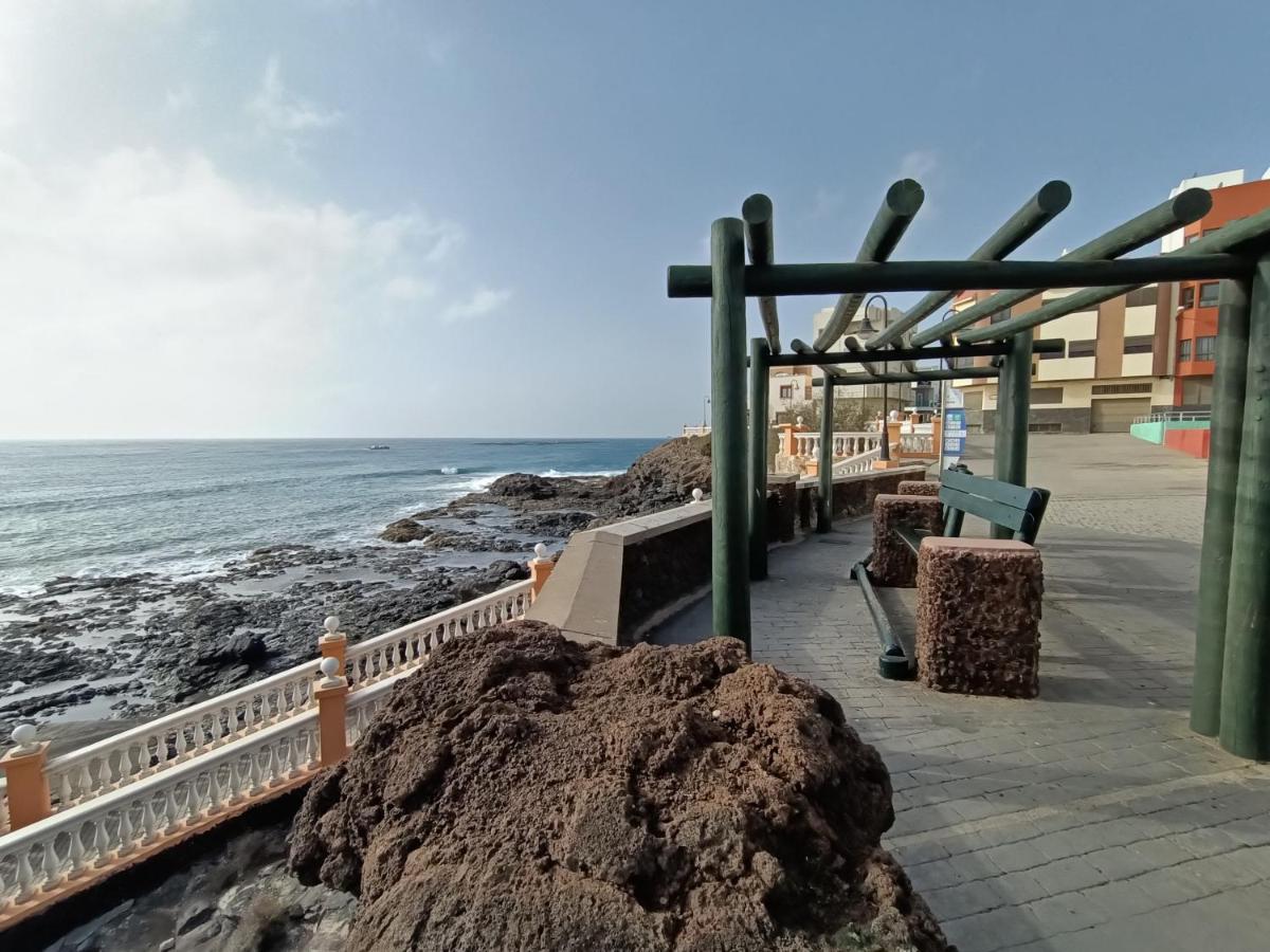 Melenara Beach And Salinetas Beach Telde Exterior photo